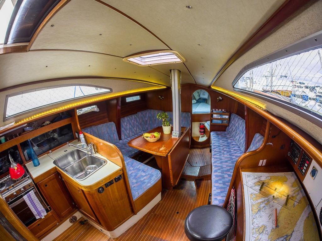 Norwavey, Sleep In A Boat Hotel Krokelvdalen ภายนอก รูปภาพ